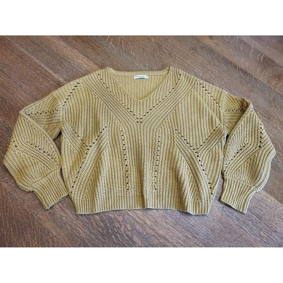 Moon And Madison Sweaters - Moon & Madison Women's Cropped Oversized Sweater – Size Medium